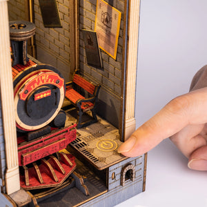 Back To The Future III (Jules Verne Time Train) Station Scene - DIY Book Nook Kit