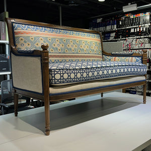 Belle Settee