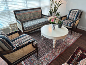 Belle Settee