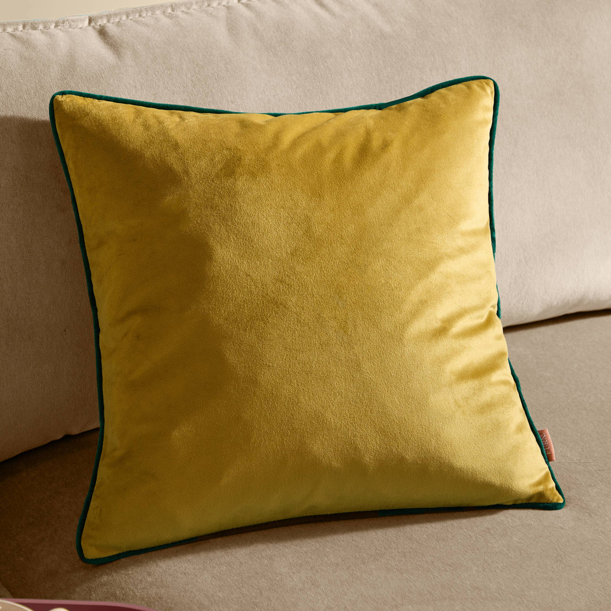 Meridian Velvet Cushion Moss/Emerald