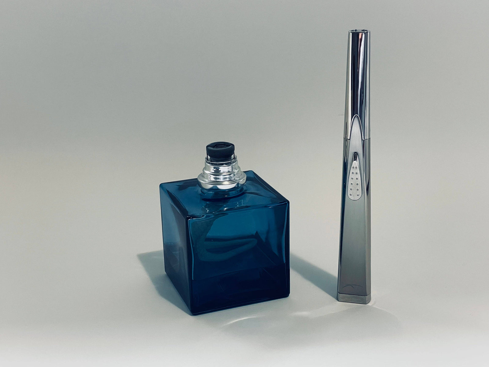 Sleek - Premium Rechargeable Lighter