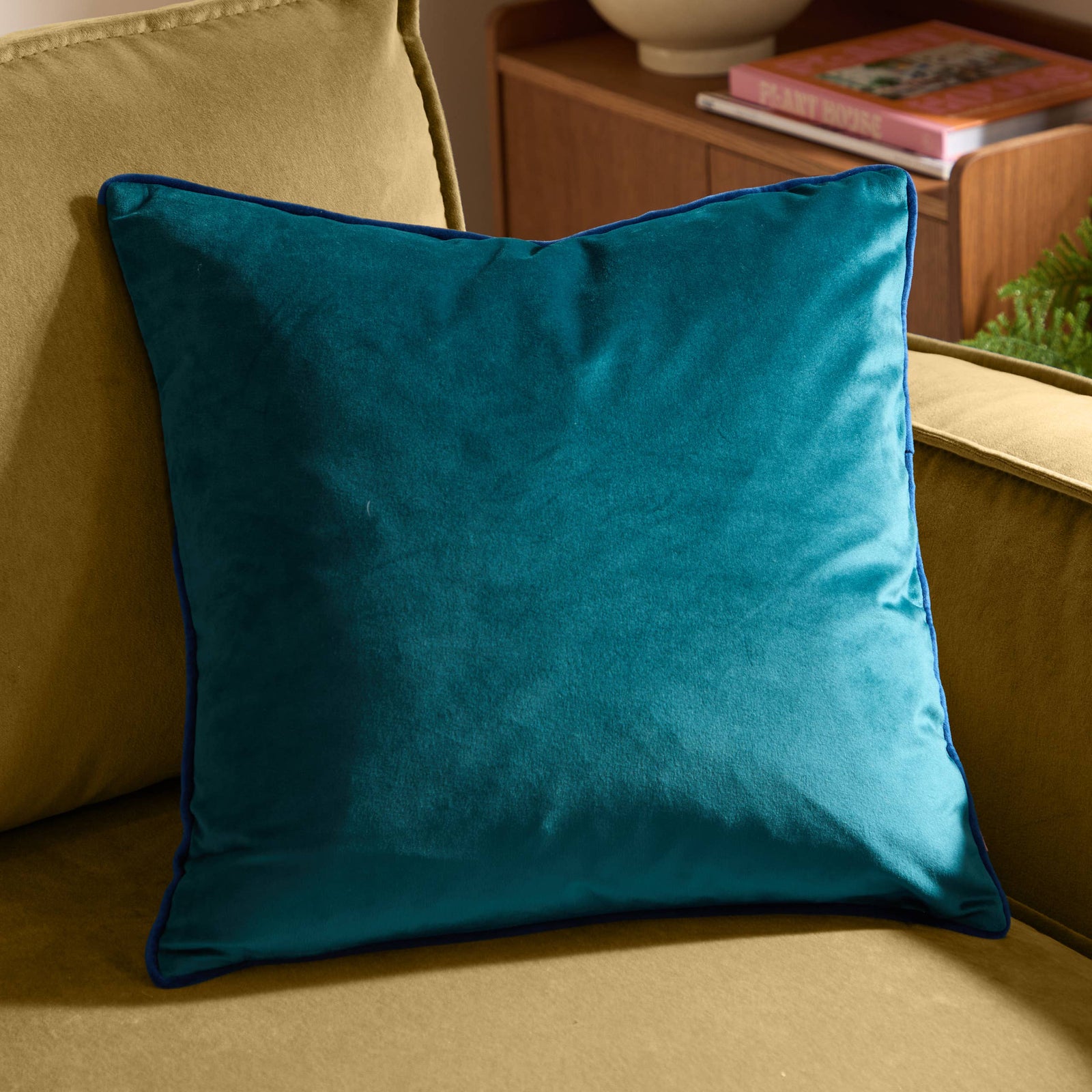 Meridian Velvet Cushion Teal/Navy