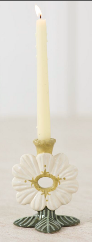 Soft Petal Candleholder with Daisy